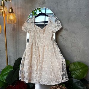 🌙✨🦢 DARLING DRESS FOR BRUNCH ✨🦢